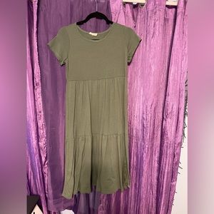 Green loose fit dress